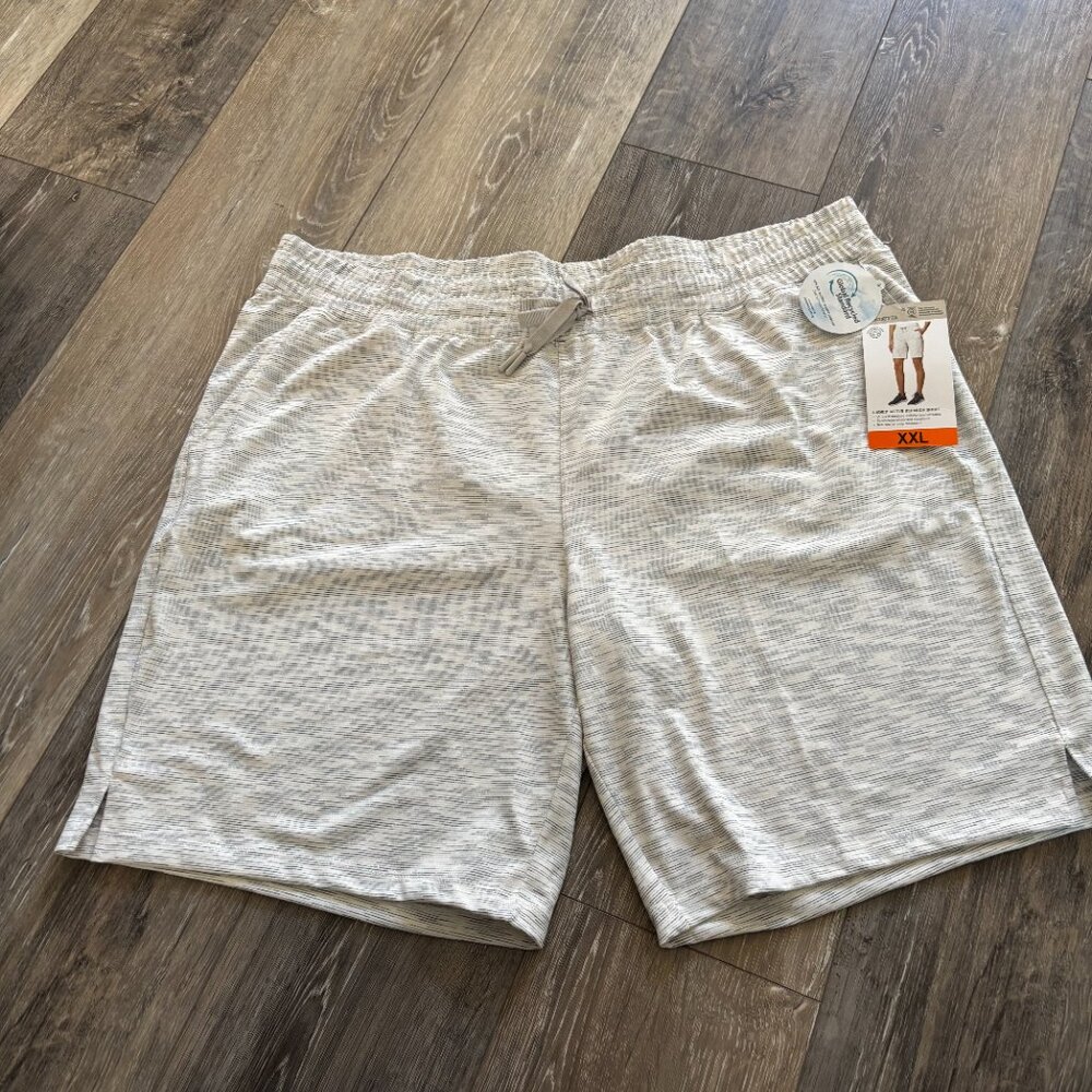 NWT Mondetta Women's Active Bermuda Shorts Light Gray Size 2 Xlarge